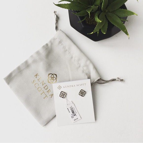 Pre-owned Kendra Scott Dira Stud Earrings Silver - Picture 7 of 7